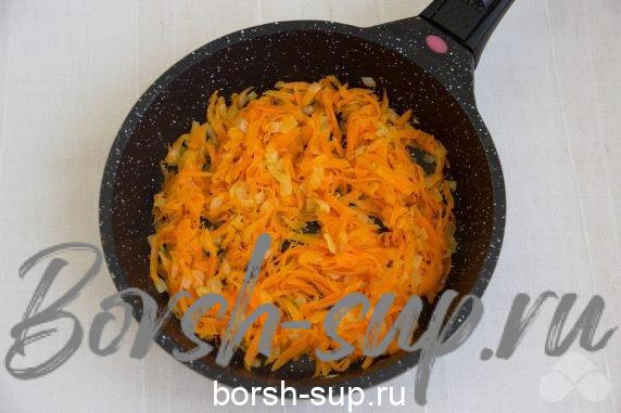 Финская уха с плавленым сыром – фото приготовления рецепта, шаг 4