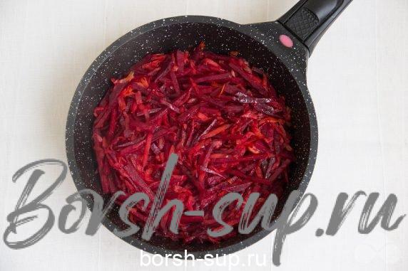 Красный борщ – фото приготовления рецепта, шаг 5
