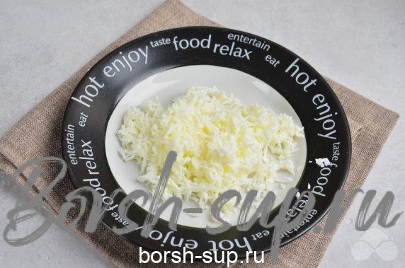 Шарики из крабовых палочек и плавленого сыра – фото приготовления рецепта, шаг 1