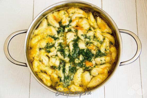 Мясной суп с клецками – фото приготовления рецепта, шаг 9 Мясной суп с клецками – фото приготовления рецепта, шаг 9