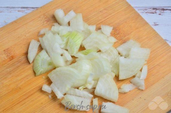 Тушеная курица в мультиварке – фото приготовления рецепта, шаг 2 Тушеная курица в мультиварке – фото приготовления рецепта, шаг 2