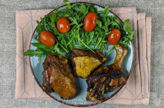 Утка кусочками, запеченная в духовке – фото приготовления рецепта, шаг 9 Утка кусочками, запеченная в духовке – фото приготовления рецепта, шаг 9